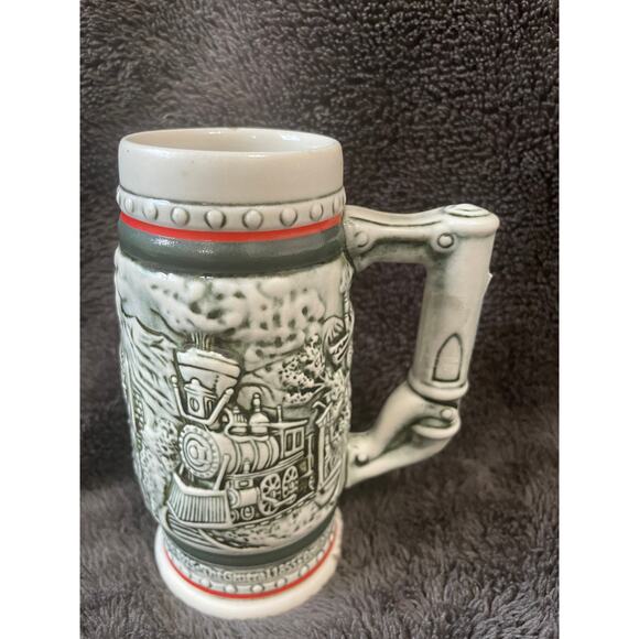 AVON 1985 VTG. Locomotive Train Miniature Beer Stein Hand Crafted In Brazil - Picture 3 of 5